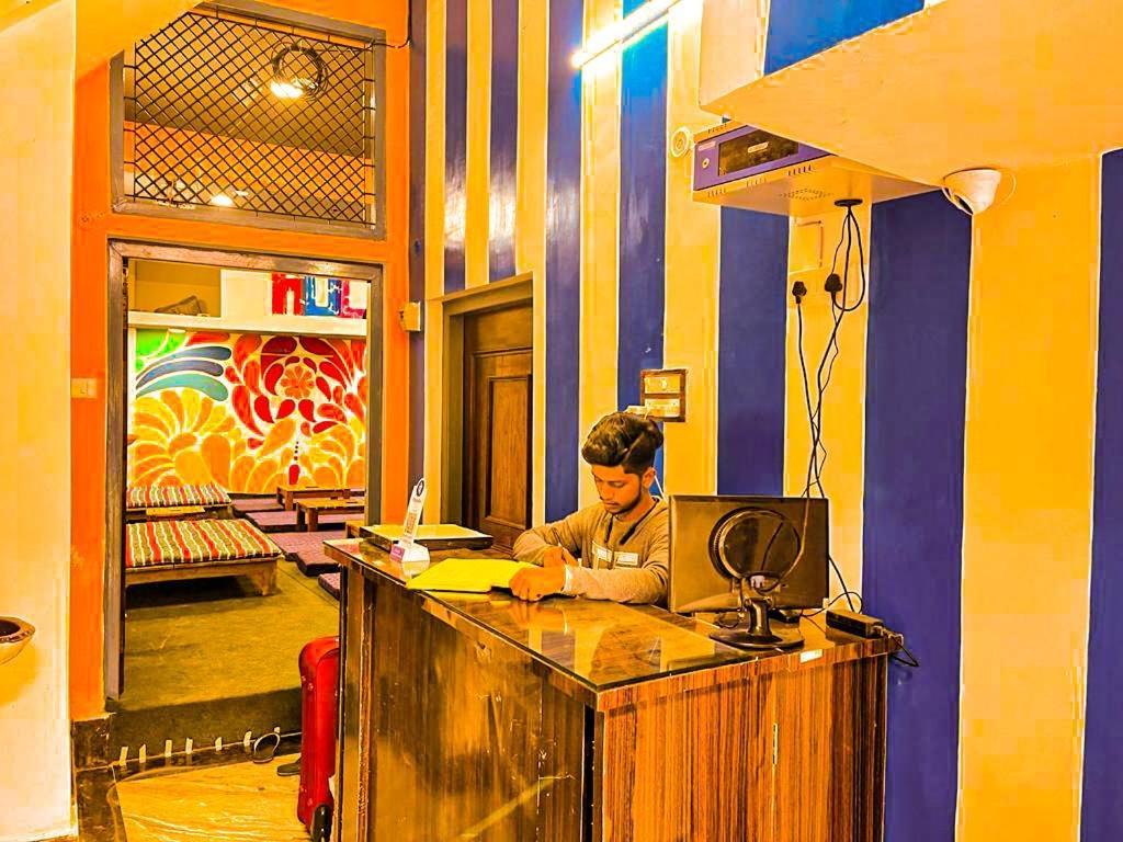 La Vaca India Varanasi Exterior photo